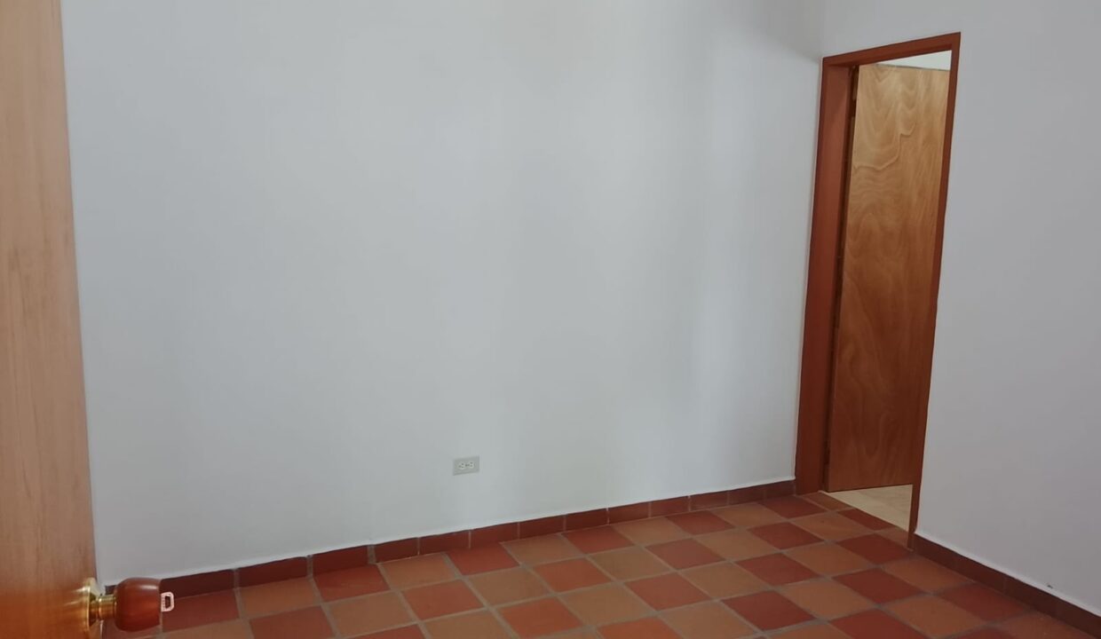 Bonilla (15)